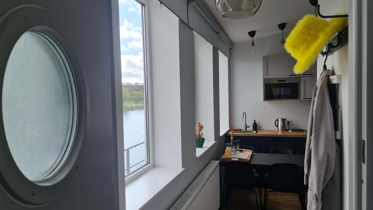Float House Nr 659 Íbúð *